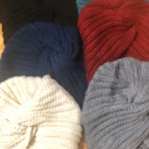 Bonnet pour hiver - Picture 1 of 2